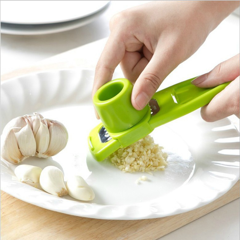 Kitchen Gadgets Small - Mini molinillo de ajo creativo, prensa